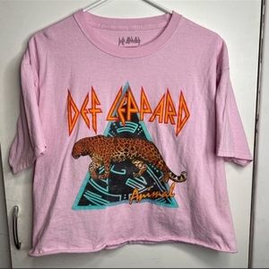 Def Leppard Pink Graphic Tee - Short Sleeve